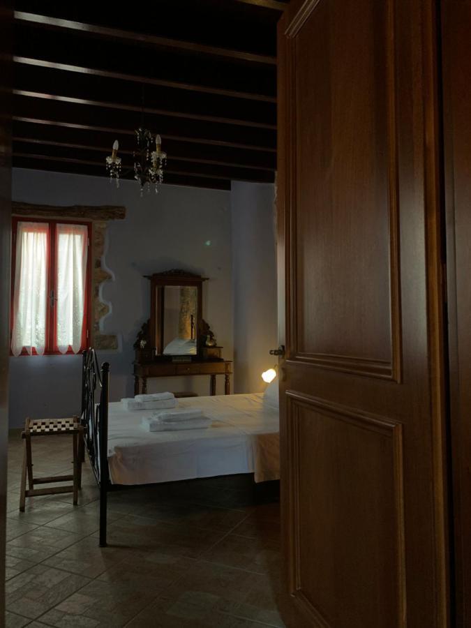 Lithos Homes Volissos Esterno foto